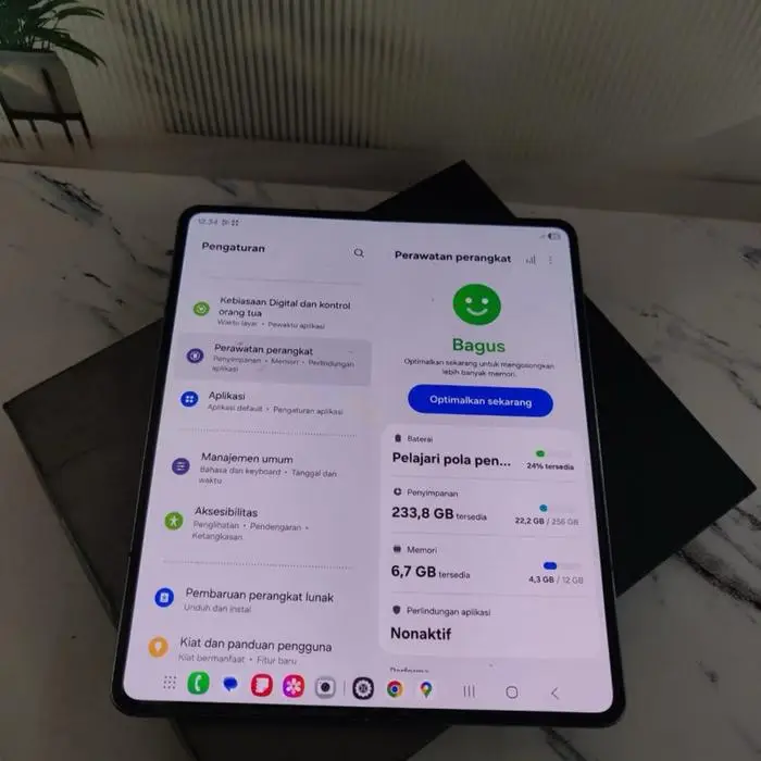 Samsung Zfold 4 12/256 3